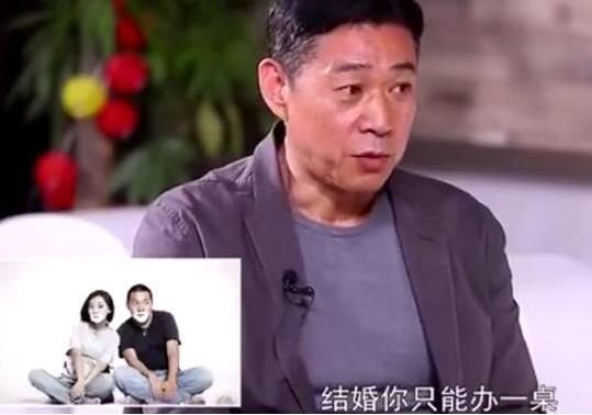 张丰毅吕丽萍离婚连儿子婚礼也不去 张丰毅这么怕霍凡吗