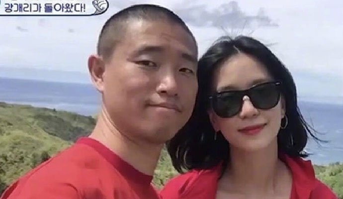 姜Gary和老婆合照