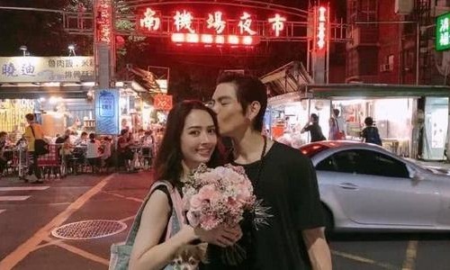 向佐郭碧婷